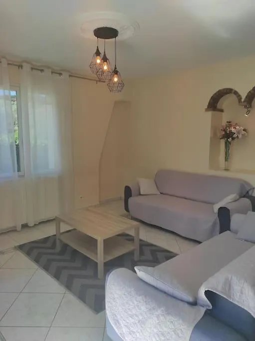 Nyaraló Maison Avec Jardin Et Piscine Privee Nyons